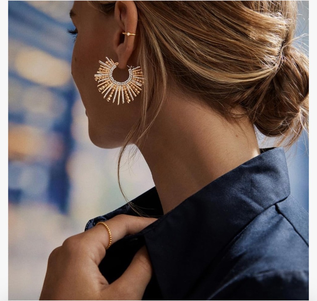 How to Accessorize: Tips for a Fashion-Forward&nbsp;Outfit